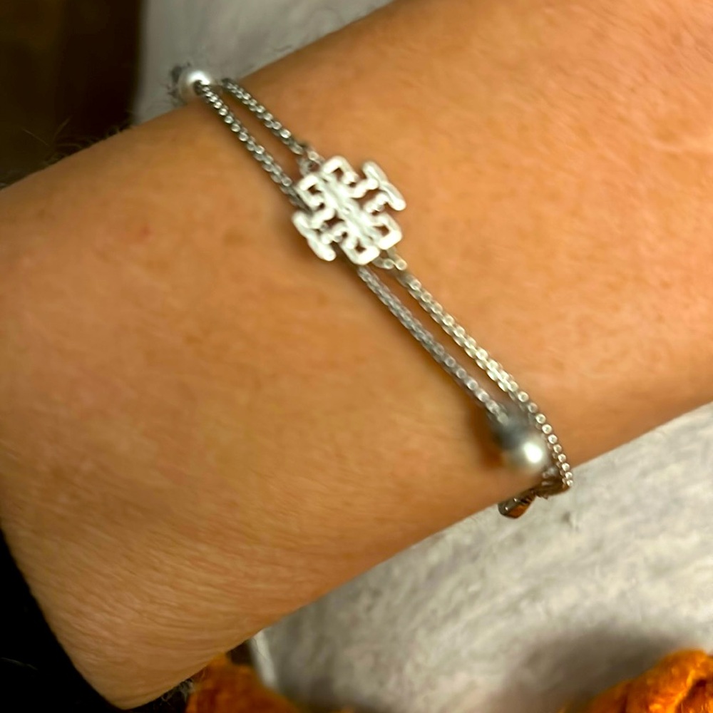 Tory Burch Crystal Logo & Pearl Station Bracelet Silver OS like new
